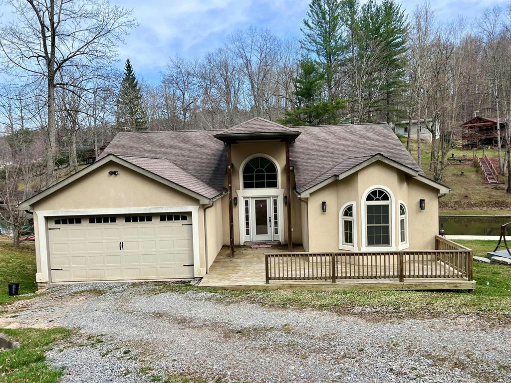 138 FLAT TOP LAKE RD, GHENT, WV 25843, photo 1 of 18
