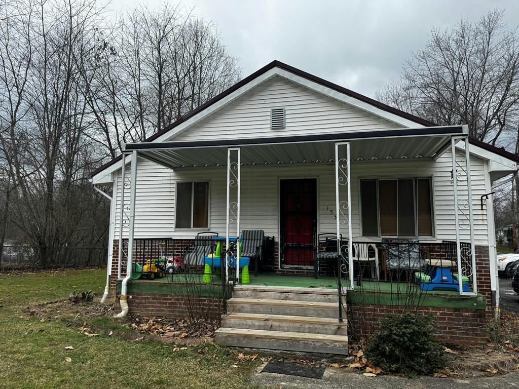 153 EASTON ST, BECKLEY, WV 25801, photo 1 of 8