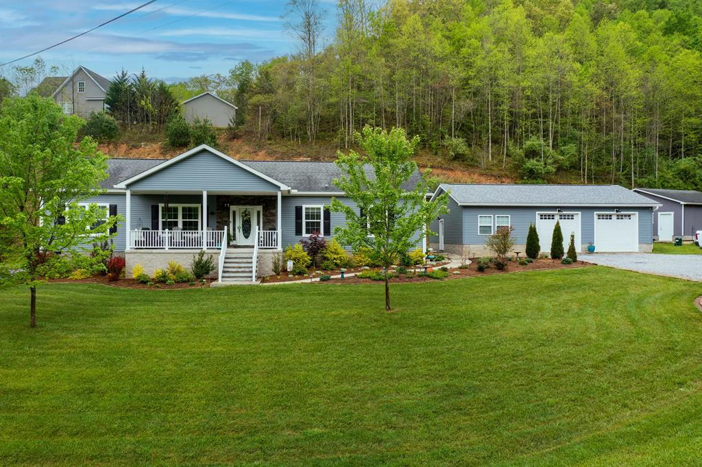 101 TOOTS LN, SAULSVILLE, WV 25876, photo 1 of 56
