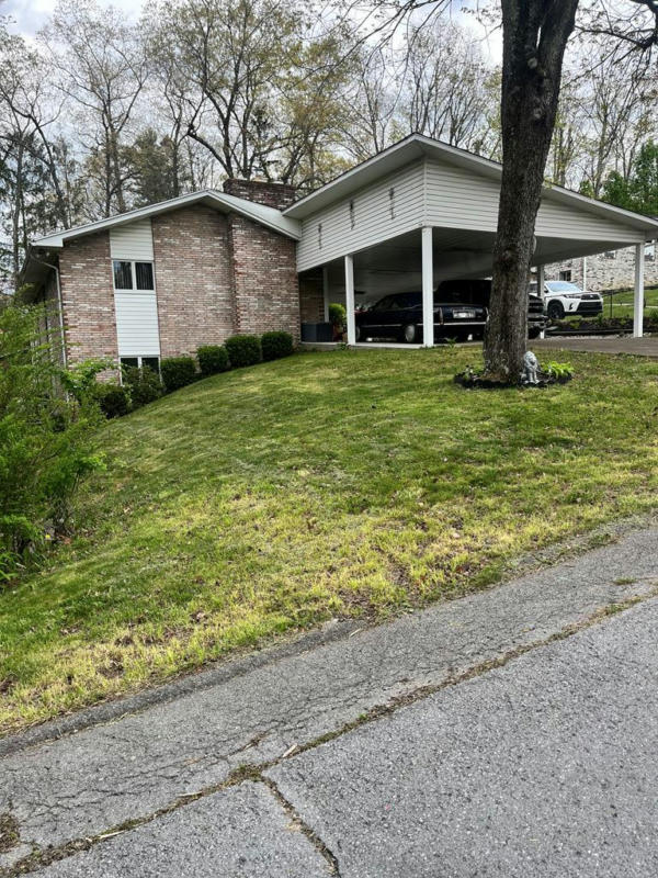 516 N LILLY DR, BECKLEY, WV 25801, photo 1 of 16