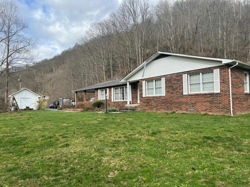 1340 GREENBRIER MOUNTAIN RD, PANTHER, WV 24872, photo 1 of 22